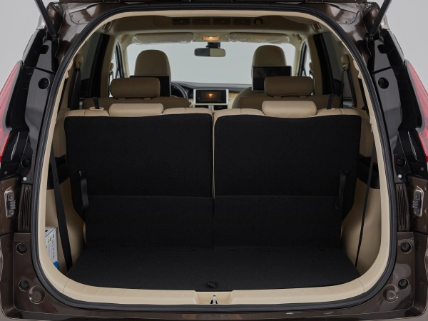 Mitsubishi Xpander, I фото №7