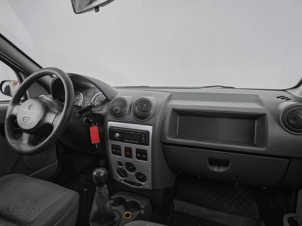 Renault Logan, I фото №9