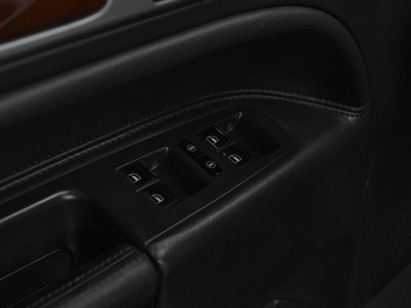 Volkswagen Touareg, I Рестайлинг фото №13