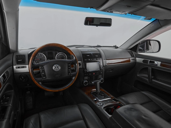 Volkswagen Touareg, I Рестайлинг фото №7