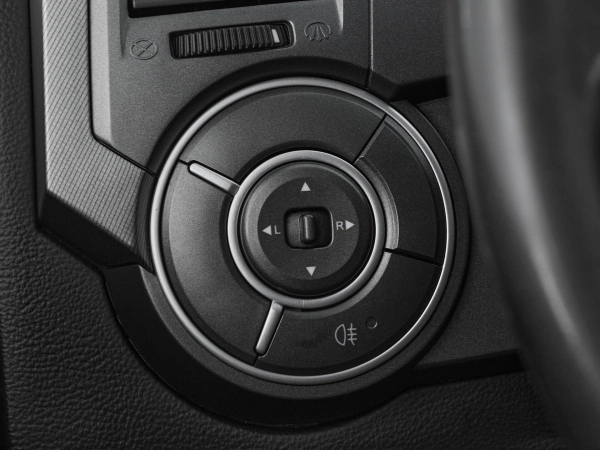 SsangYong Kyron, I Рестайлинг фото №14