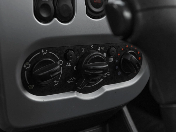 Renault Sandero, I фото №12
