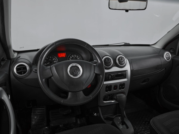 Renault Sandero, I фото №7