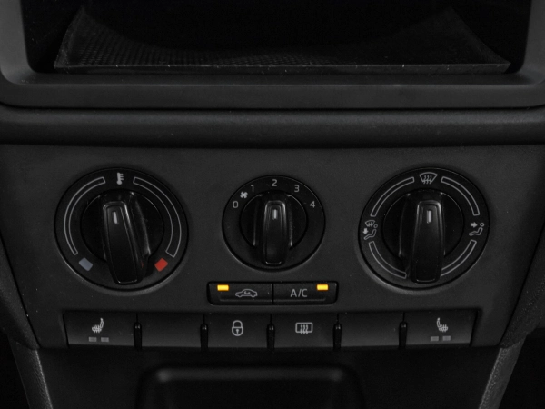 Skoda Rapid, I фото №14
