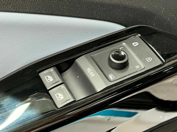 Volkswagen ID.4, I фото №11