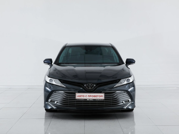 Toyota Camry, VIII (XV70) фото №2