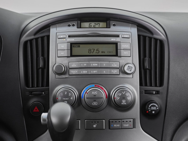 Hyundai Grand Starex, I фото №15