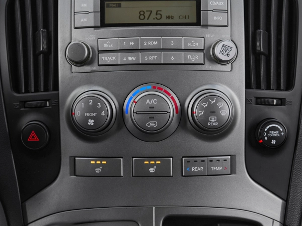 Hyundai Grand Starex, I фото №16