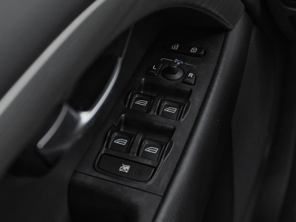 Volvo S80, II фото №13