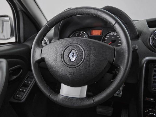Renault Duster, I фото №10