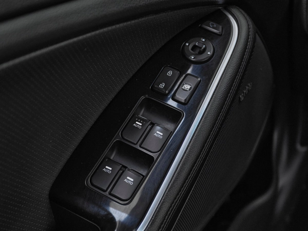 Kia Optima, III Рестайлинг фото №10