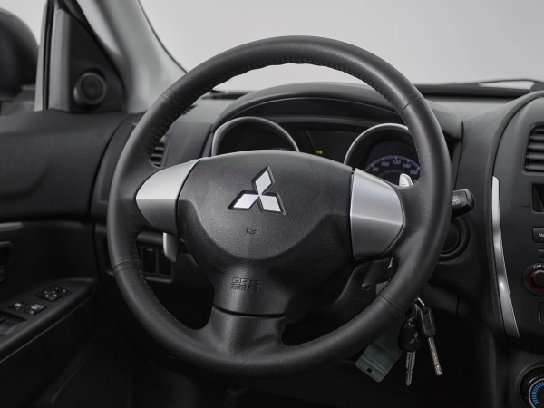 Mitsubishi ASX, I фото №10