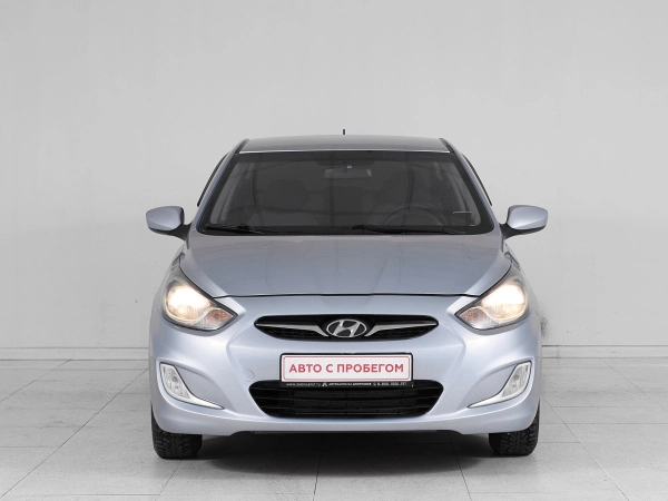 Hyundai Solaris, I фото №2