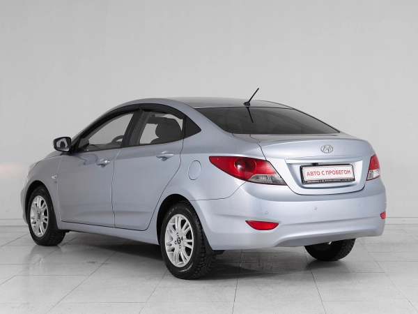 Hyundai Solaris, I фото №4