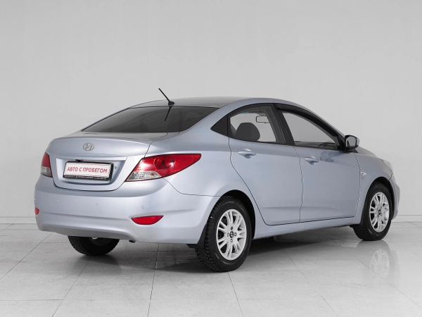 Hyundai Solaris, I фото №6