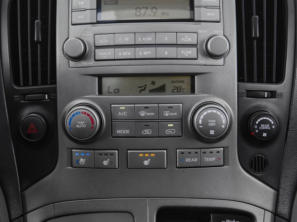 Hyundai Grand Starex, I фото №17