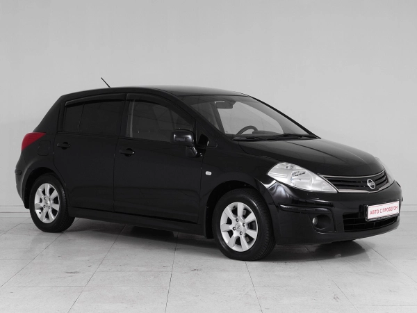 Nissan Tiida, I Рестайлинг фото №3