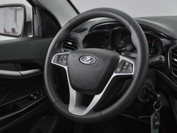 Lada (ВАЗ) Vesta, I фото №10