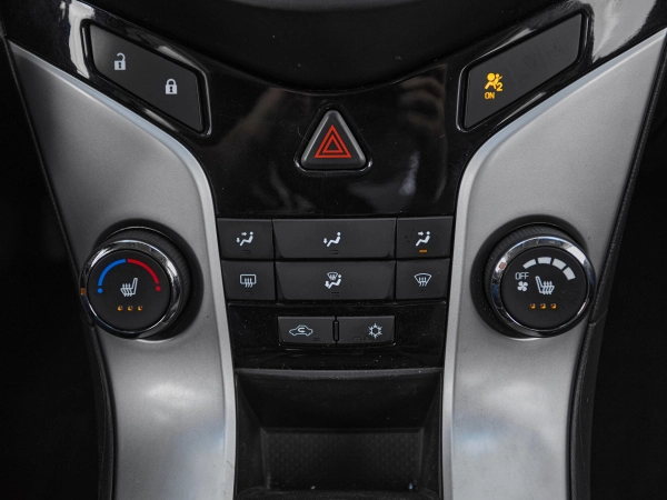 Chevrolet Cruze, I фото №15