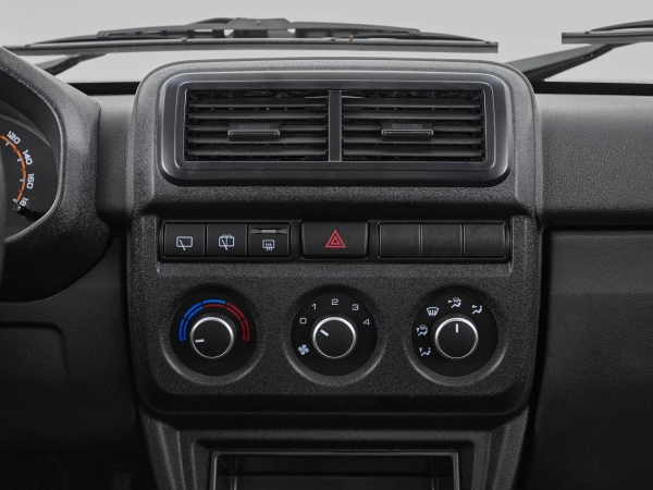Lada (ВАЗ) Niva Travel, I фото №12