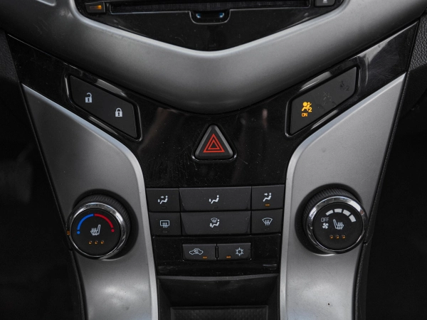 Chevrolet Cruze, I фото №14