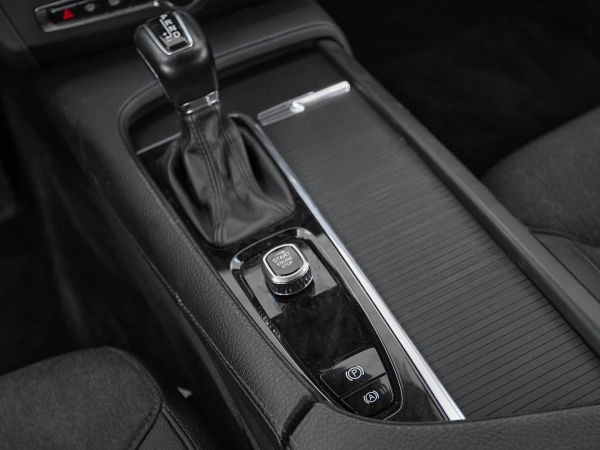 Volvo V90 Cross Country, I фото №15