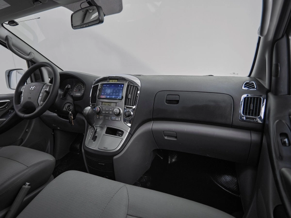 Hyundai Grand Starex, I фото №10