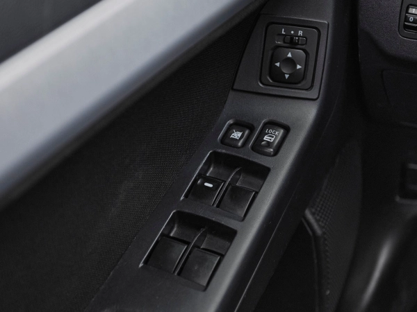 Mitsubishi Lancer, X фото №12