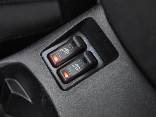 Mitsubishi Lancer, X фото №15