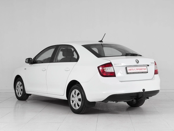 Skoda Rapid, I Рестайлинг фото №4
