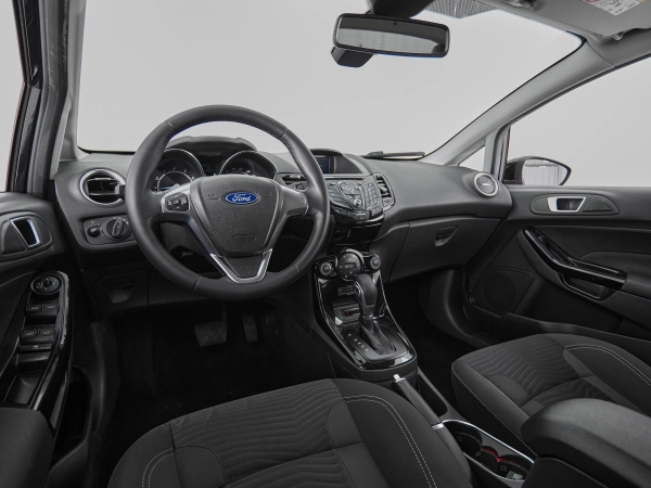 Ford Fiesta, Mk6 Рестайлинг фото №7
