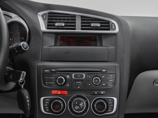 Citroen C4, II фото №15