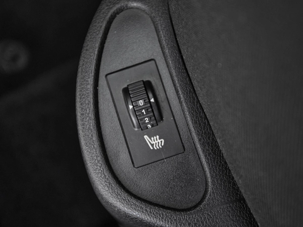 Peugeot 308, I Рестайлинг фото №15
