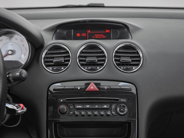 Peugeot 308, I Рестайлинг фото №16