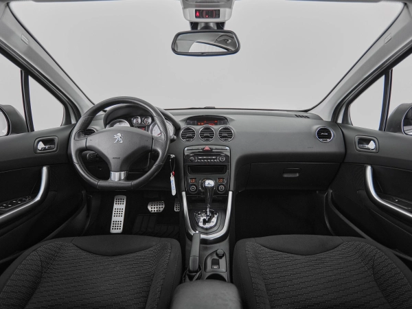 Peugeot 308, I Рестайлинг фото №9
