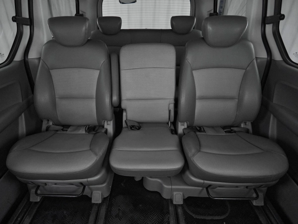 Hyundai Grand Starex, I фото №15