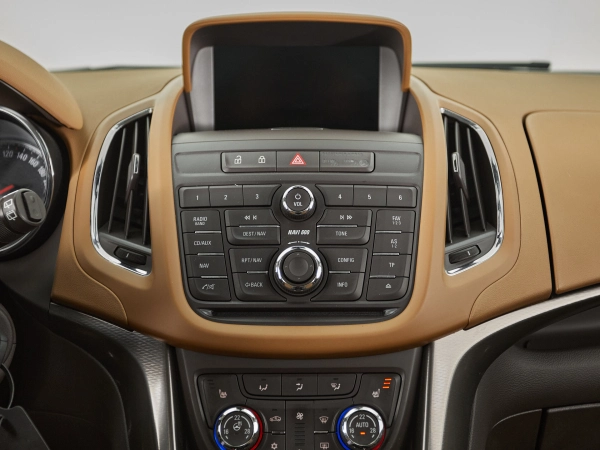 Opel Zafira, C фото №15