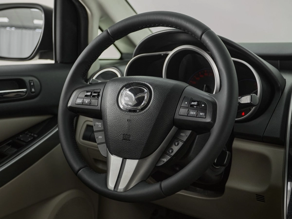 Mazda CX-7, I Рестайлинг фото №11