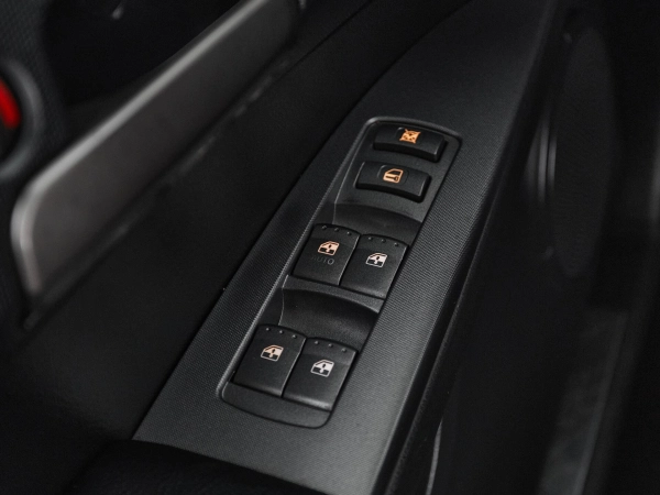 SsangYong Kyron, I Рестайлинг фото №13