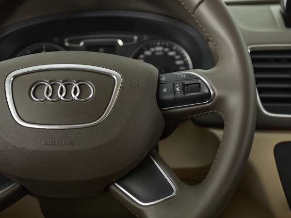 Audi Q3, I (8U) фото №12