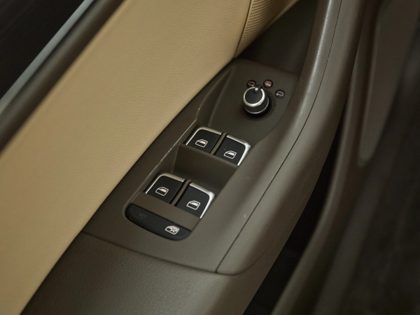 Audi Q3, I (8U) фото №13