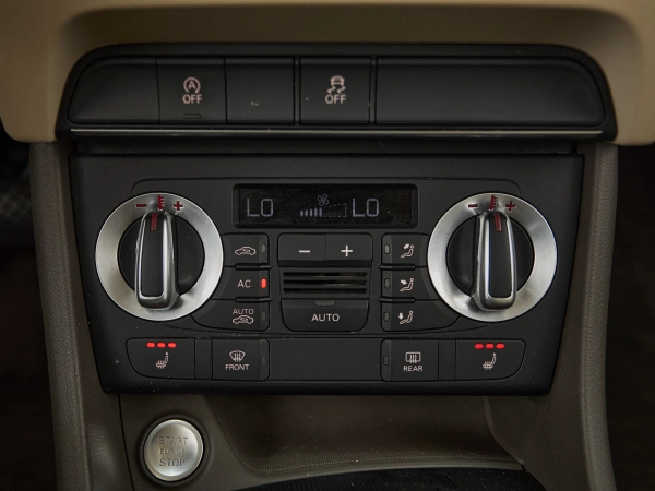 Audi Q3, I (8U) фото №17