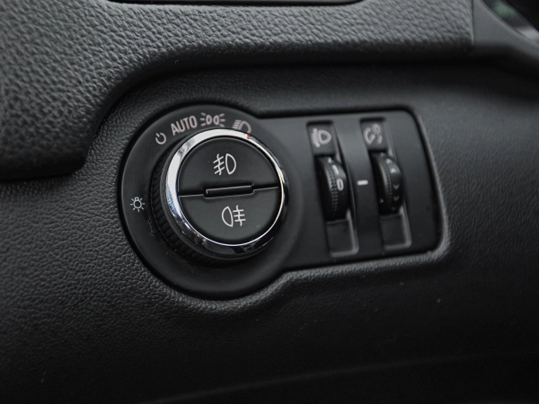 Opel Insignia, I фото №11