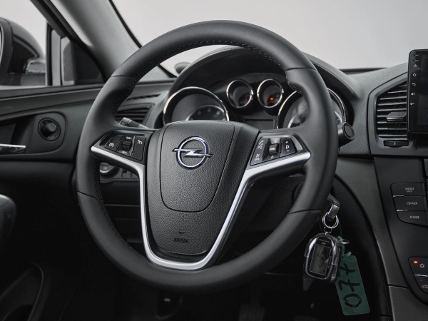 Opel Insignia, I фото №13