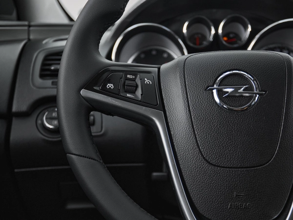 Opel Insignia, I фото №14