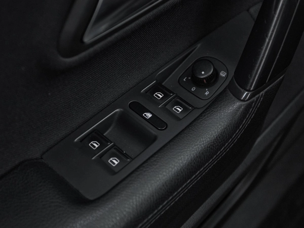 Volkswagen Passat CC, I Рестайлинг фото №13