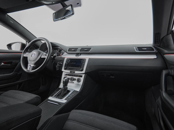 Volkswagen Passat CC, I Рестайлинг фото №9