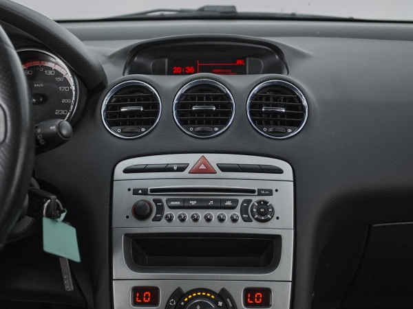 Peugeot 308, I фото №12