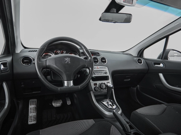 Peugeot 308, I фото №7