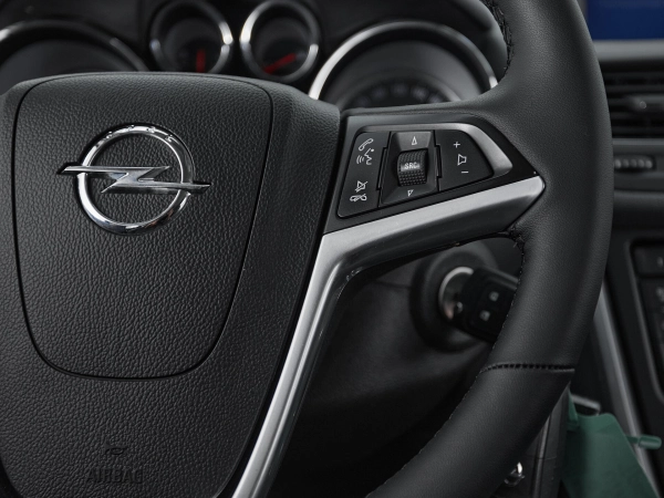 Opel Mokka, I фото №12